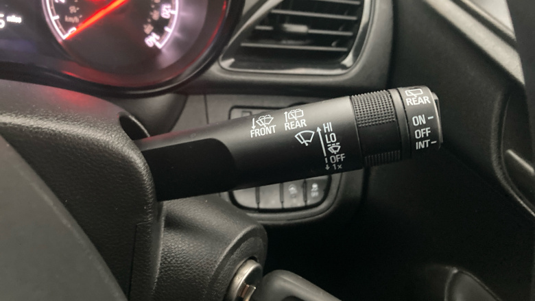 Vauxhall Viva 1.0 [73] SE 5dr [A/C] Petrol Hatchback